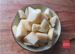 香辣锅巴土豆的做法图解2