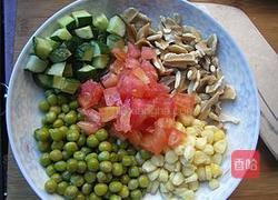 核桃仁炒杏鲍菇的做法图解3