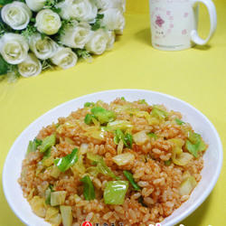 辣椒酱圆白菜炒饭的做法[图]