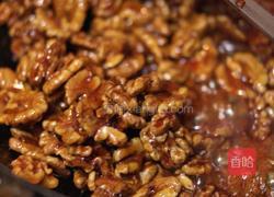 琥珀桃仁的做法图解3