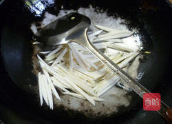 榨菜茭白炒鸡蛋的做法图解8