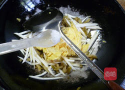 榨菜茭白炒鸡蛋的做法图解11