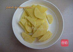 怎么做香肠土豆 MjUwX2MyOjEvM15yYjI6MS84XzE4MA