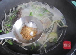 明太鱼豆芽汤的做法图解6
