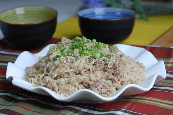 肉茸捞面