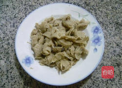 面筋炒海带的做法图解2