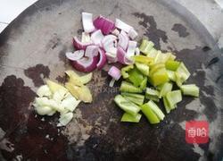 腊肉炒茄子的做法图解3