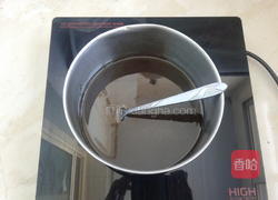 糖桃仁月饼的做法图解3