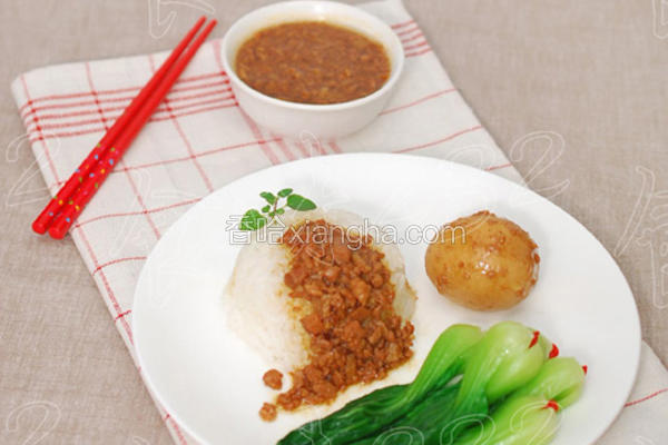 台式卤肉饭