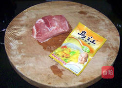 榨菜肉丝的做法图解1