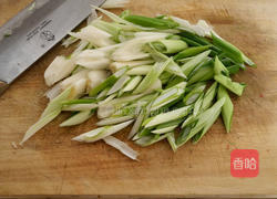 葱爆肉的做法图解2