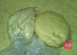 玉米面酸菜小包子的做法图解2