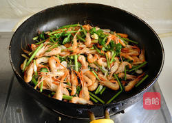 煎饼卷河虾的做法图解7