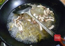榨菜蟹味菇蛋花汤的做法图解5