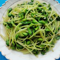 蒜茸黑豆苗的做法[图]