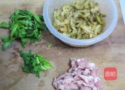 榨菜肉丝面的做法图解1