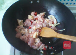 酸菜豆花鸡的做法图解3