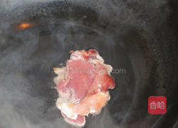 红萝卜瘦肉粥的做法图解2