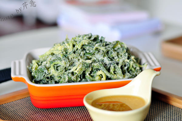 玉米面蒸野菜
