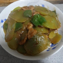 莴苣炒肉的做法[图]