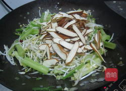 香干炒青芹的做法图解6