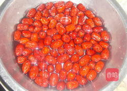 蜂蜜枣茶的做法图解1