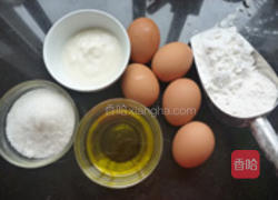 酸奶纸杯蛋糕的做法图解1