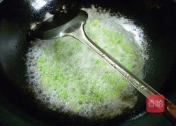 榨菜炒毛豆的做法图解4