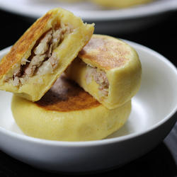 玉米面酸菜饼的做法[图]