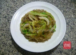 洋葱牛心菜炒粉条的做法图解12