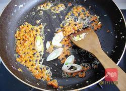 西兰花虾球蛋炒饭的做法图解9