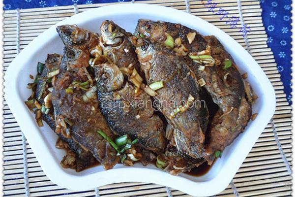 酥小鲫鱼