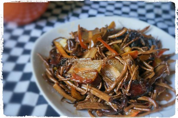 茶树菇炒腊肉