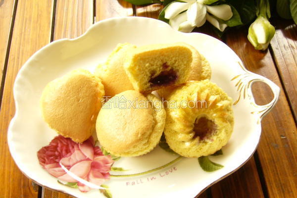 蓝莓夹心蛋糕
