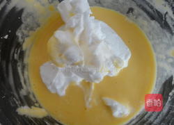 戚风蛋糕的做法图解9