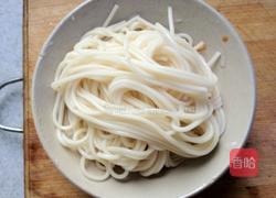 川味榨菜鸡丝凉面的做法图解3