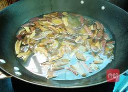 青椒炒牛肝菌的做法图解4