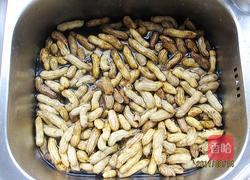 干蒸花生的做法图解1