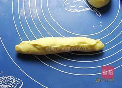 蓝莓果酱长排面包的做法图解5