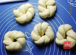 奶酥花环面包的做法图解6