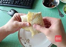 煎饼卷大葱的做法图解12