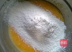六寸戚风蛋糕的做法图解5