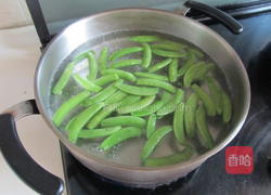 剁椒蒸鸡腿的做法图解5