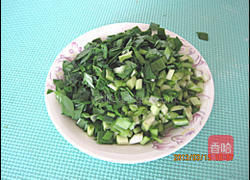海虹汤韭菜打卤面的做法图解2