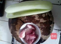 黄瓜炒肉的做法图解1