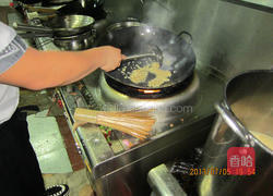 新派鱼香肉丝的做法图解8