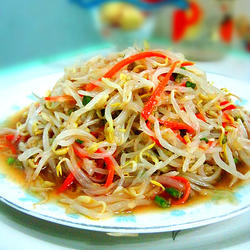 蚝油蒜泥拌豆芽的做法[图]