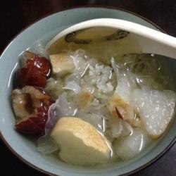 冰糖雪耳糖水的做法[图]