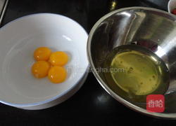 草莓蛋糕的做法图解2