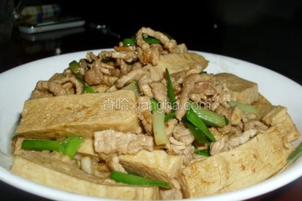 冻豆腐烧肉丝